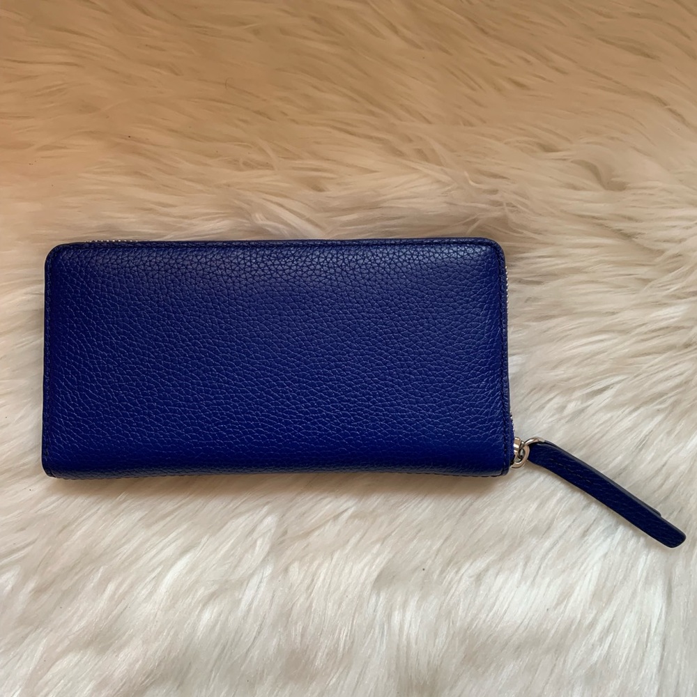 New! MARC JACOBS Leather Zip Around Wallet - Picture 2 of 7